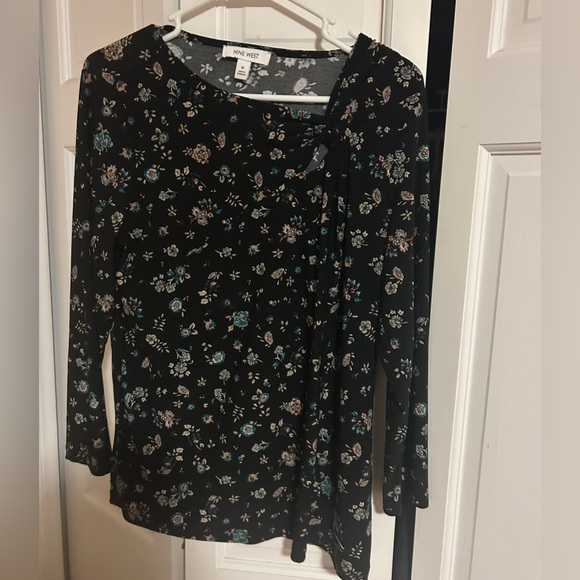 Nine West Tops - Nine West Black and Floral Women's Top- Size Medium